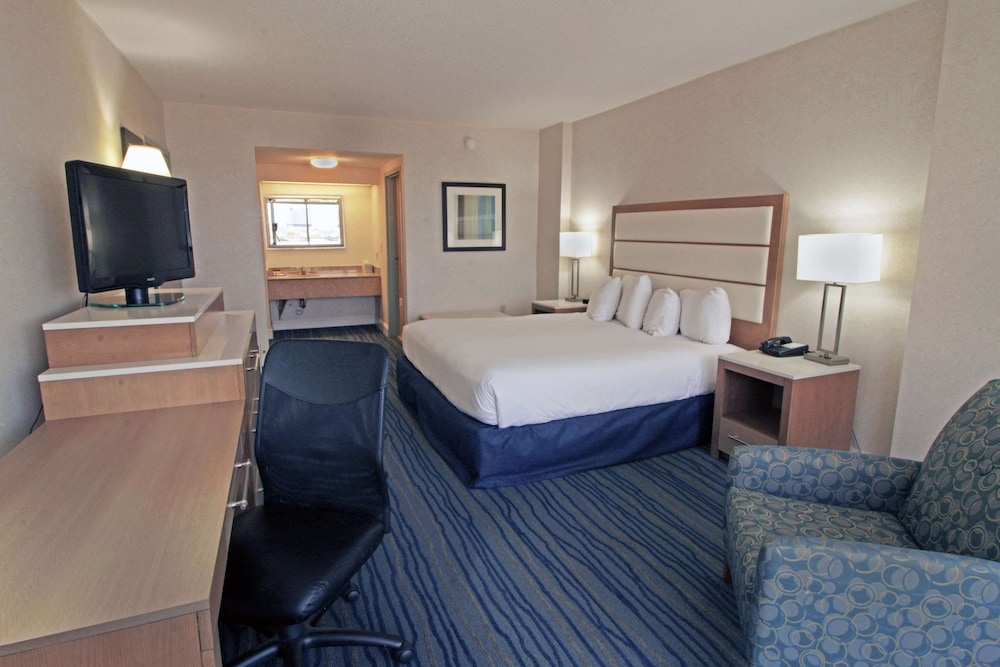 Wyndham Virginia Beach Oceanfront 16/64