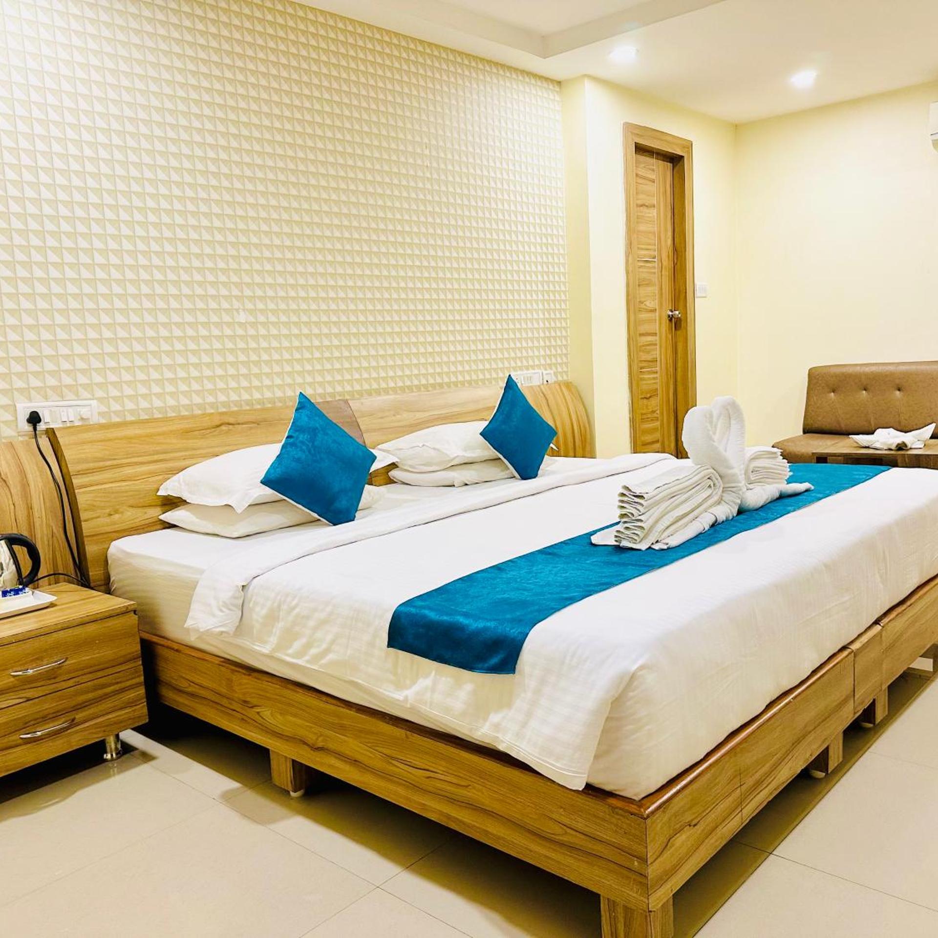 The Landmark Banjara Hills 11/28
