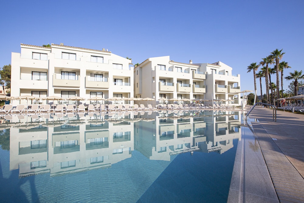 Hipotels Mediterraneo Club 2/63