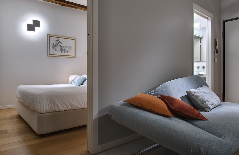 Piazza Vittorio Suites 6/20