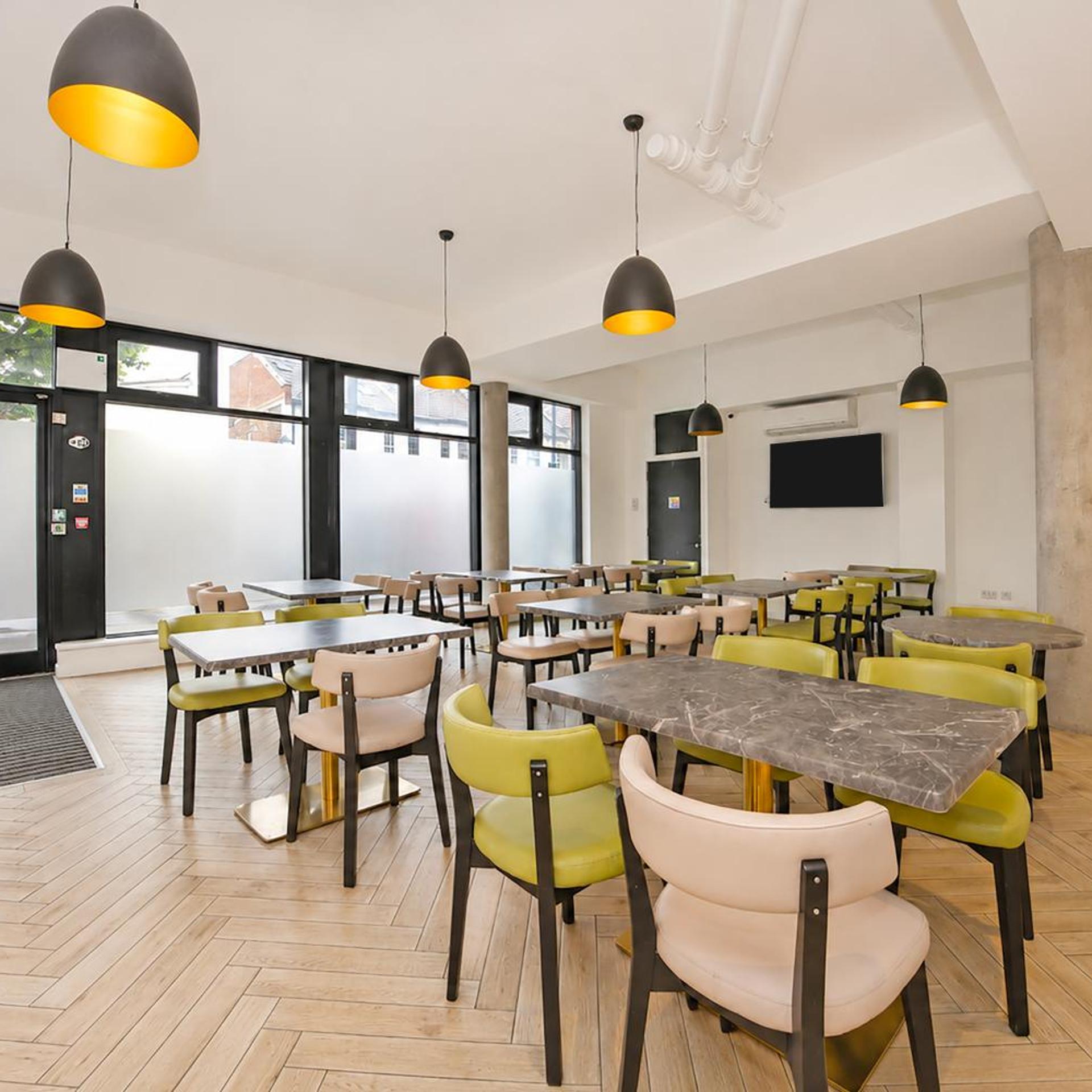 OYO The Manor Park Hotel 41/55