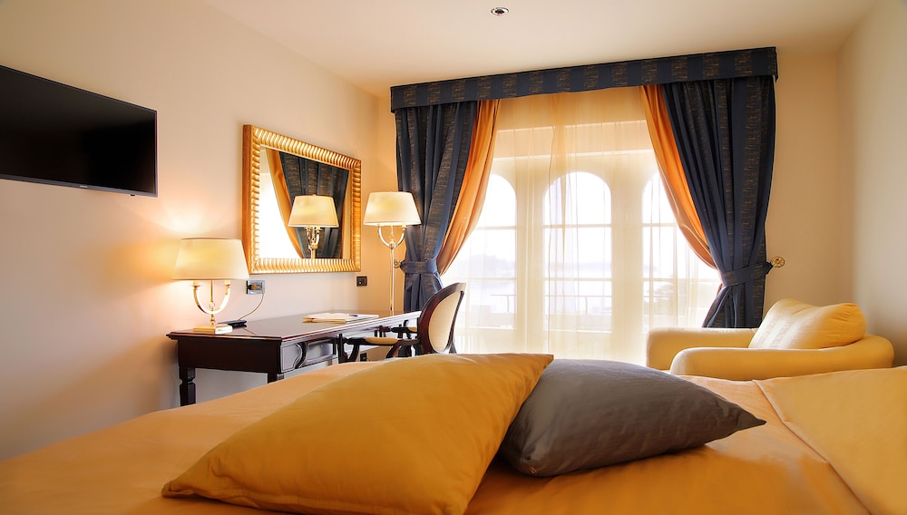 Arbiana Heritage Hotel 52/78