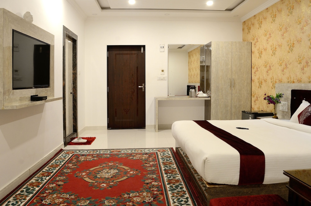 Ambay Villa 17/50