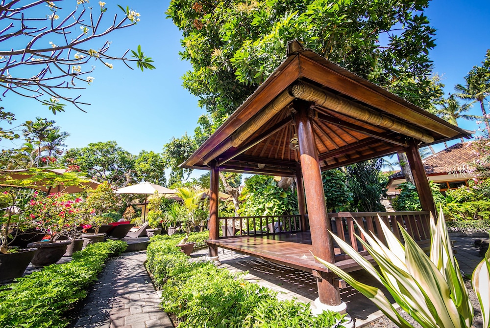 YULIA BEACH INN in BALI
