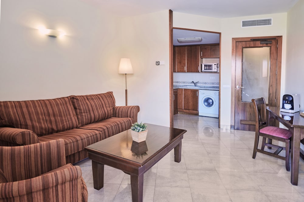Sunway Playa Golf Sitges 48/71