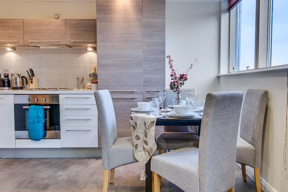 Mica Point City Centre Apartment 35/50