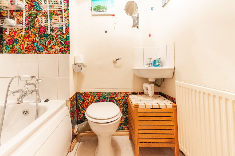 Aisha Apartment 44/50