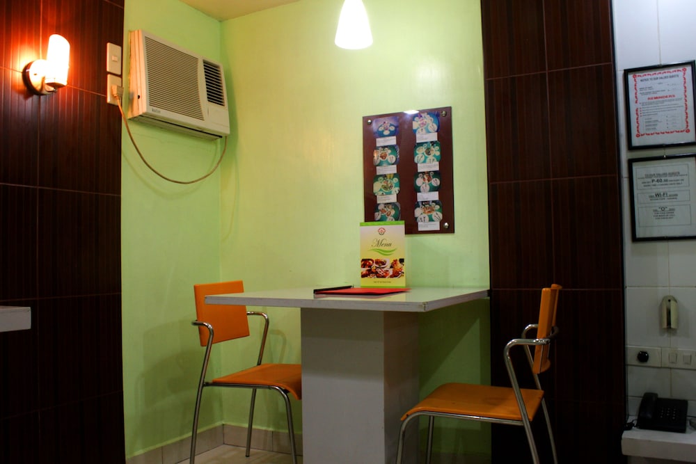 Mahal Kita Drive Inn 21/26