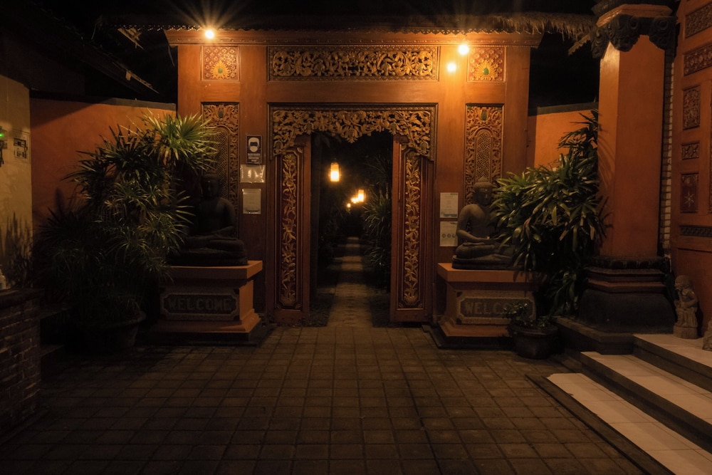 Geringsing Bungalows 20/50