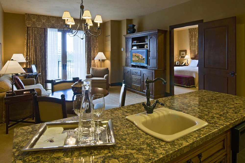 Hotel Granduca Houston 46/87