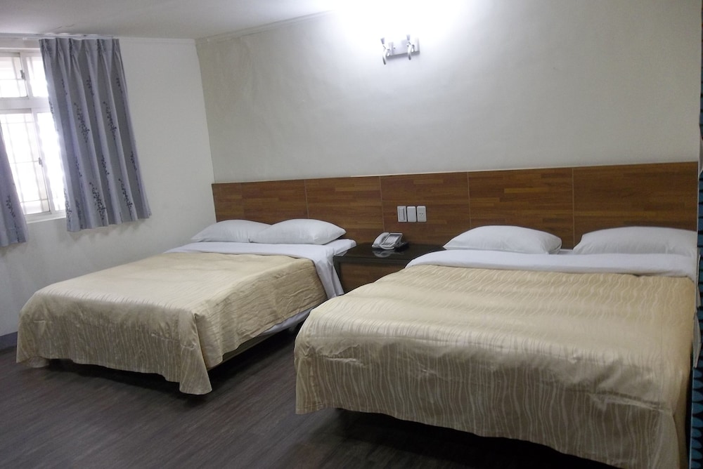 Toong Mao Kao-shang-ching Hotel 14/54