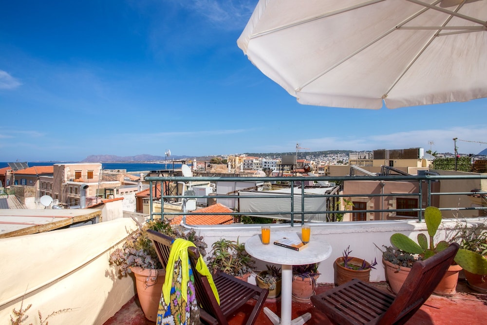 Ifigenia Luxury Suites 41/50