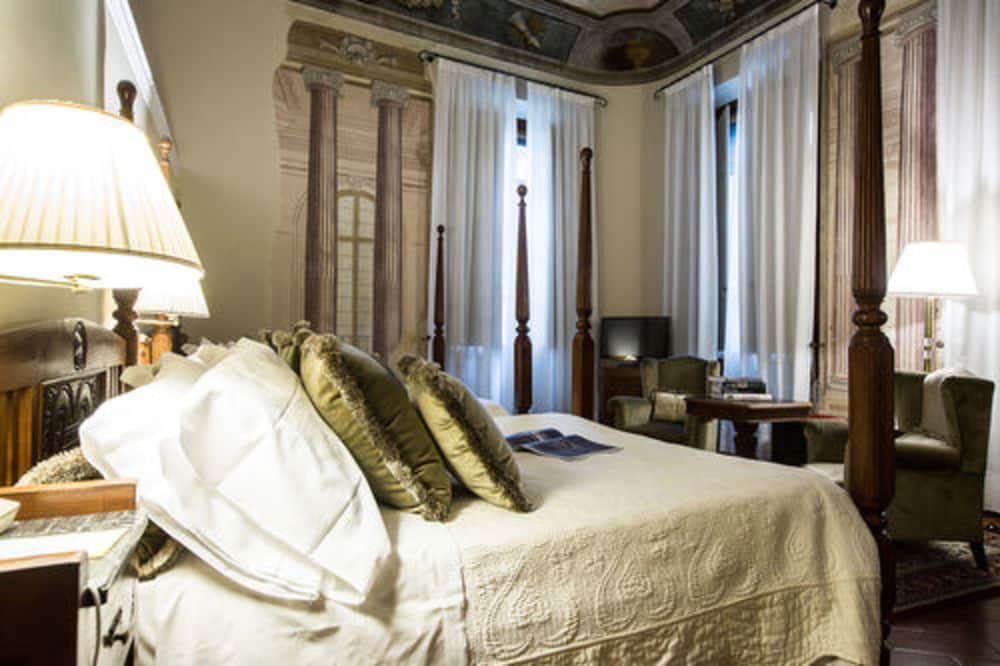 Hotel Burchianti 15/66