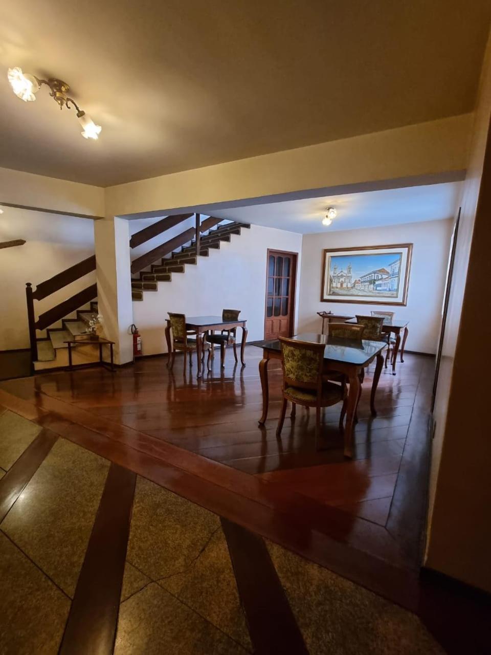 Hotel Colonial 38/44