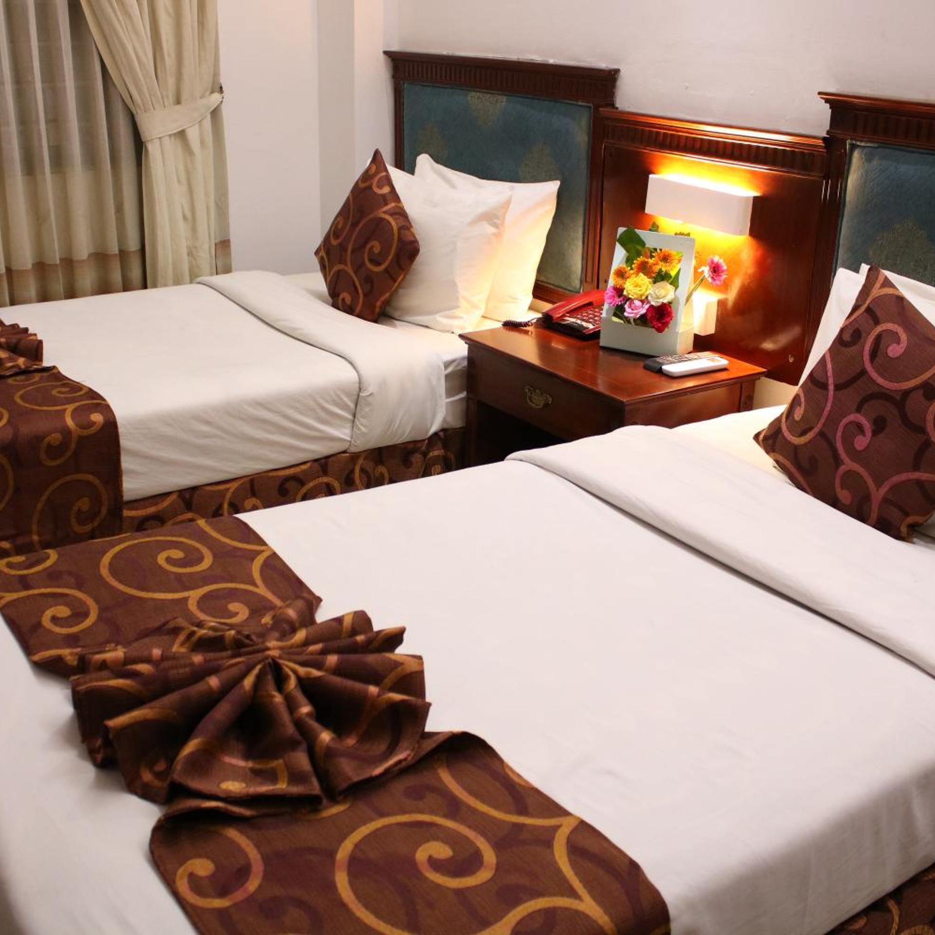 Hotel West Valley 27/36