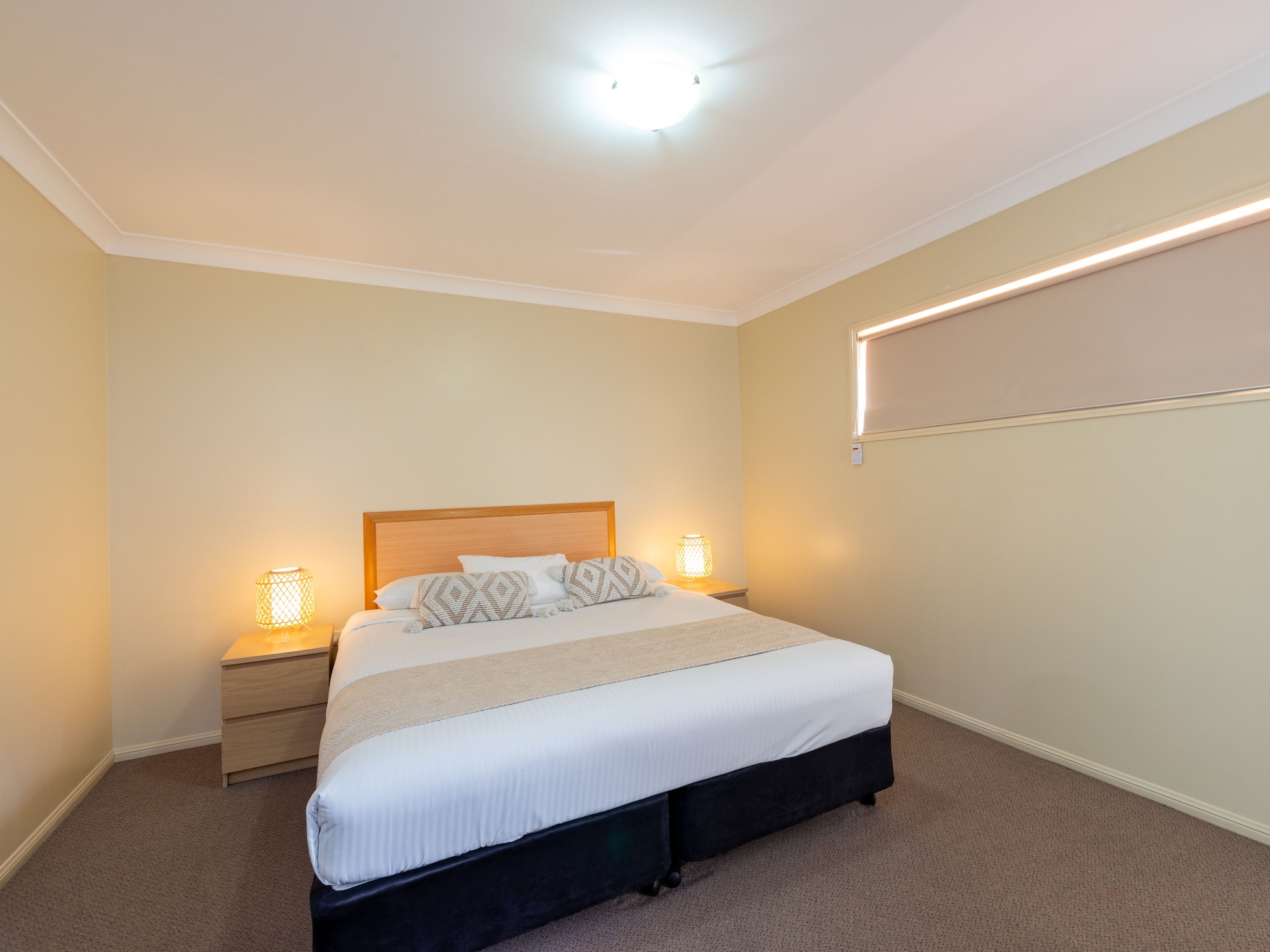 APARTMENT, KING BED