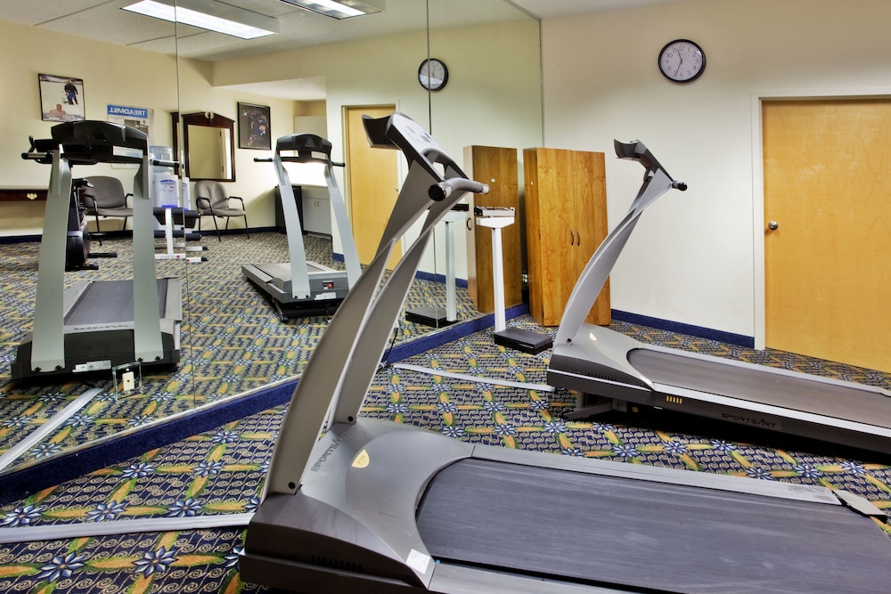 Holiday Inn Express Hotel Suites Lawrenceville 26/49