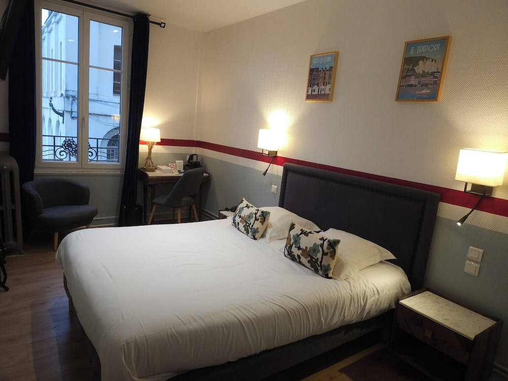 Hotel the Originals Le Treport La Villa Marine 12/68