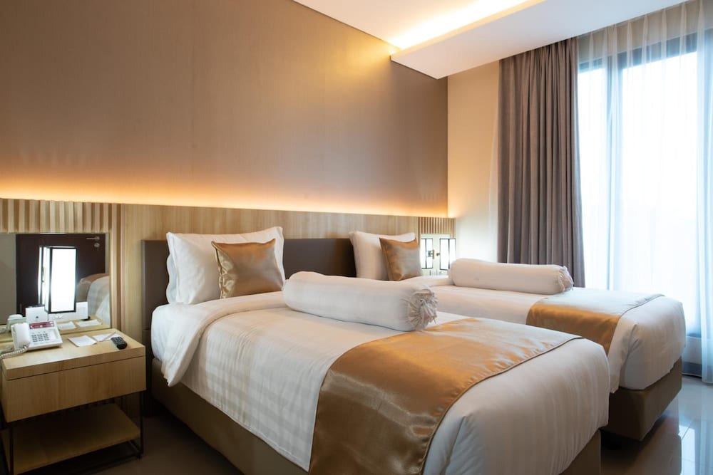 Braling Grand Hotel by Azana 28/58