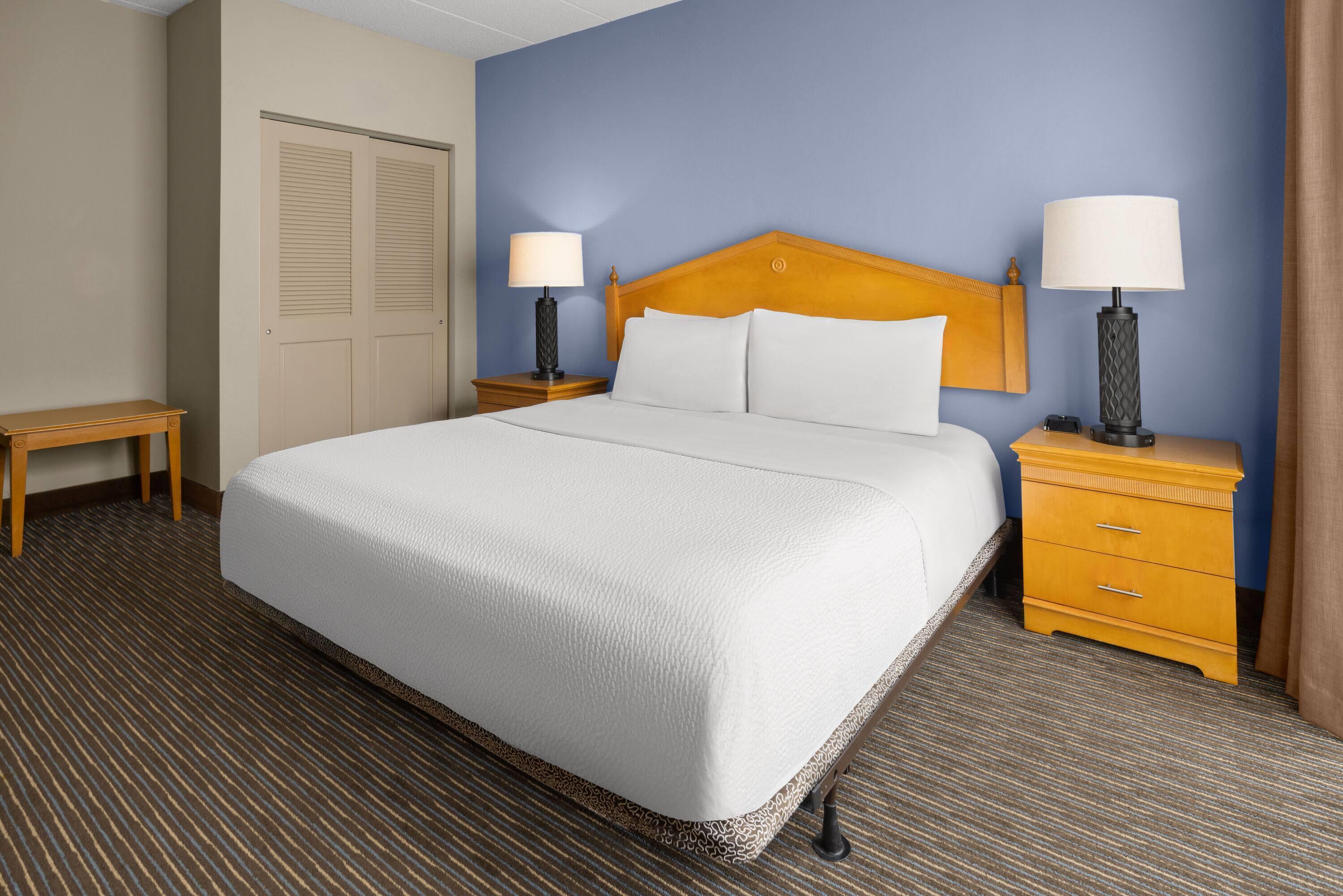 Room, Double Bed