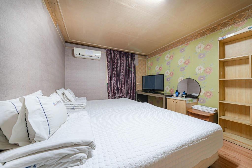Goodstay Dongrae Oncheon Hotel 10/32