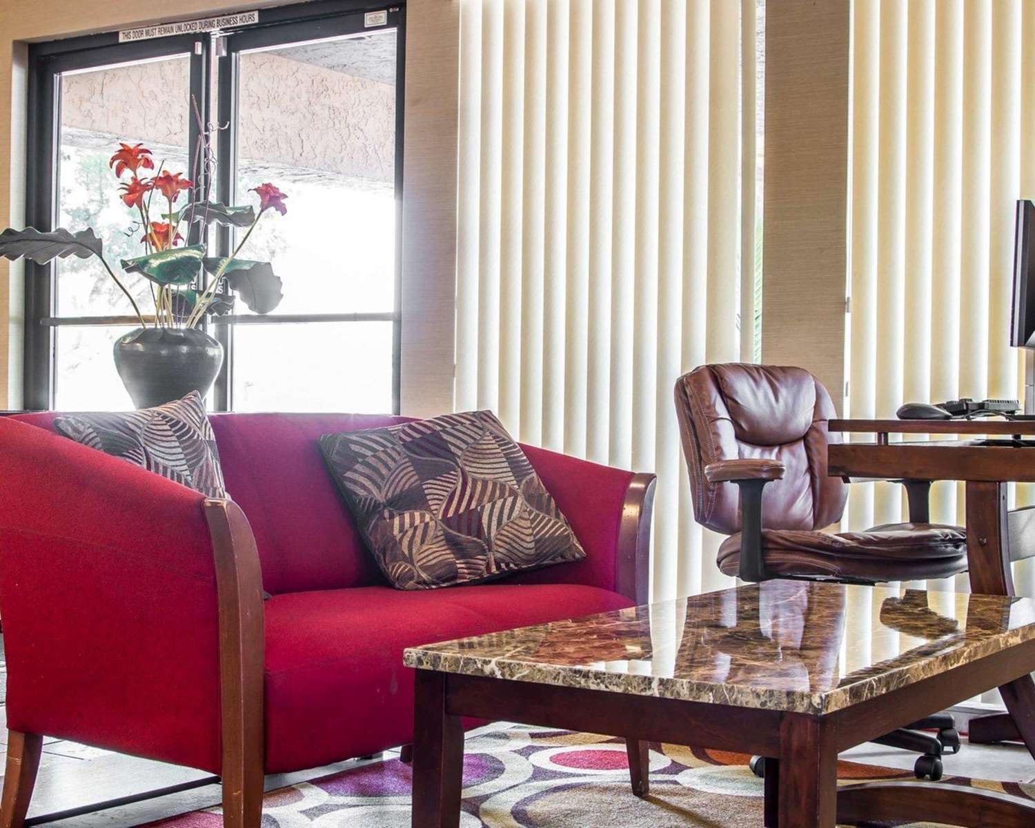 Studio6 Sacramento, CA - Natomas & SMF Airport 3/6