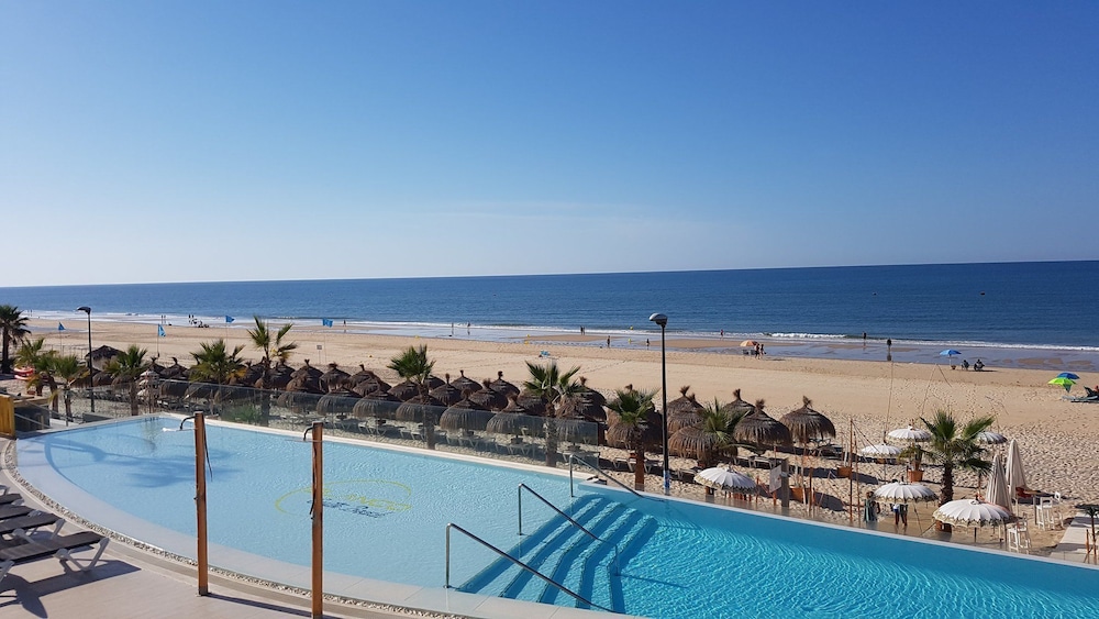 On Hotels Oceanfront Adults Designed 44/50