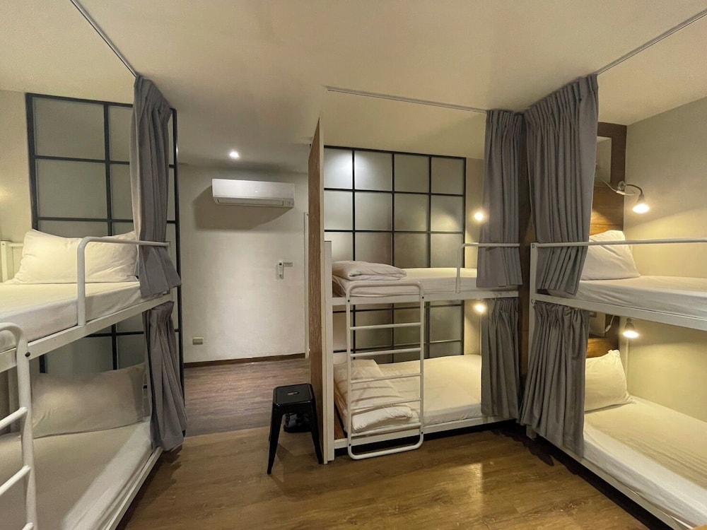 Female Dorm, 6 People, Mini Voyage Hostel Hualian 2/6