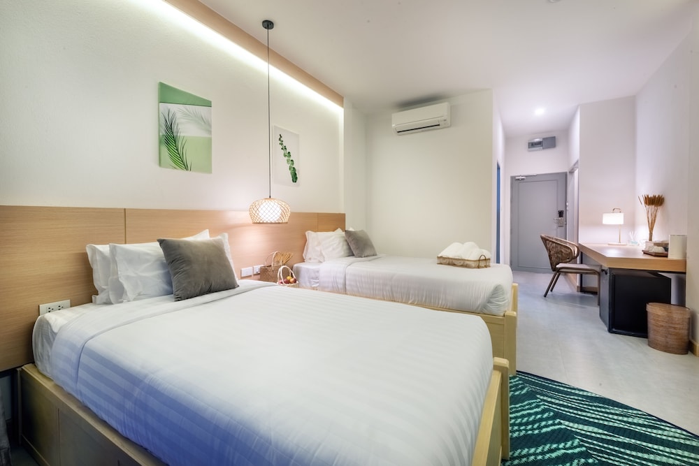 Ai Pai Hotel 18/95