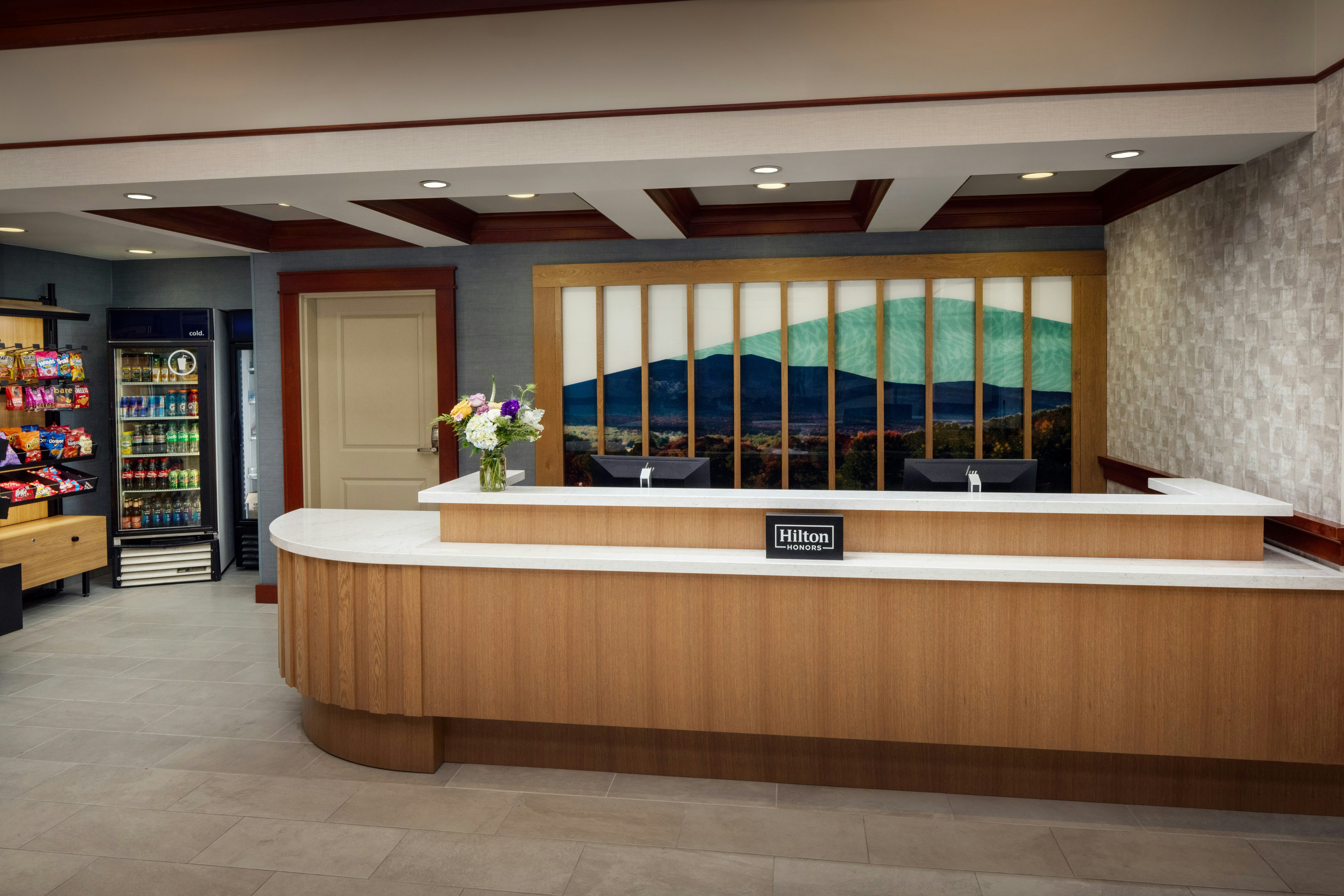 Lobby at Hampton Inn & Suites North Conway, NORTH CONWAY - NH