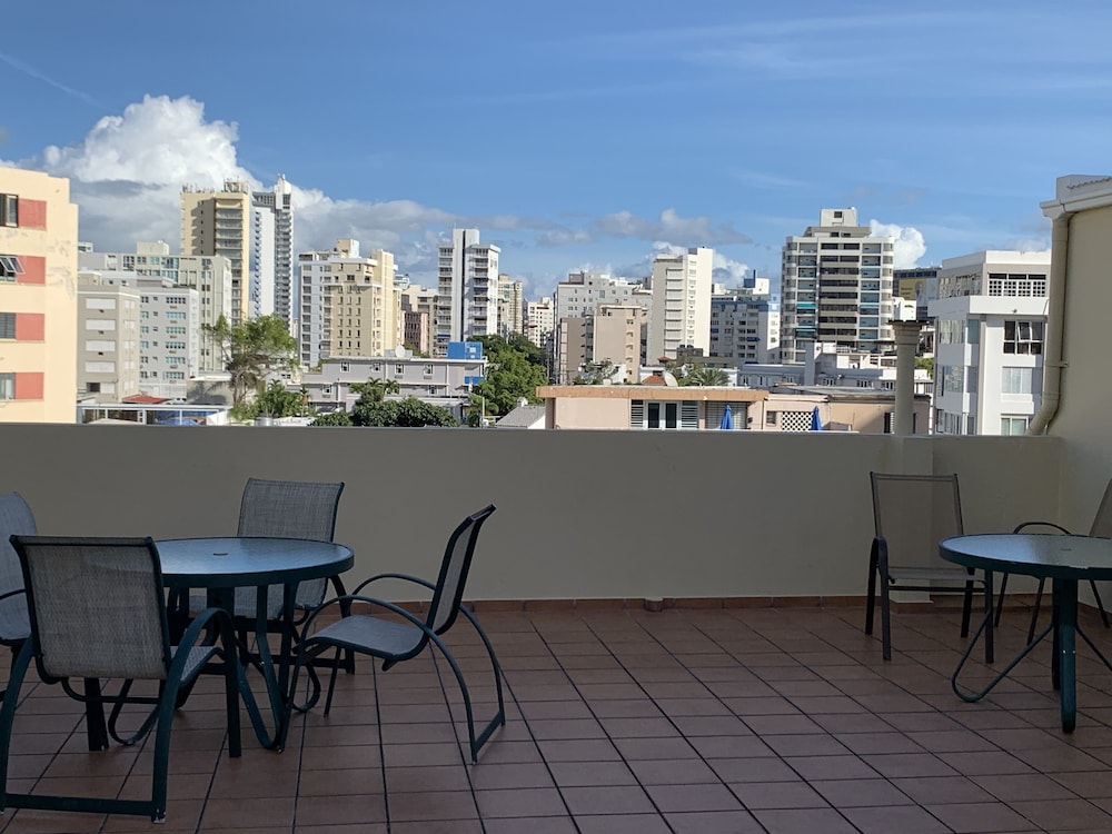 El Canario by the Lagoon 56/65