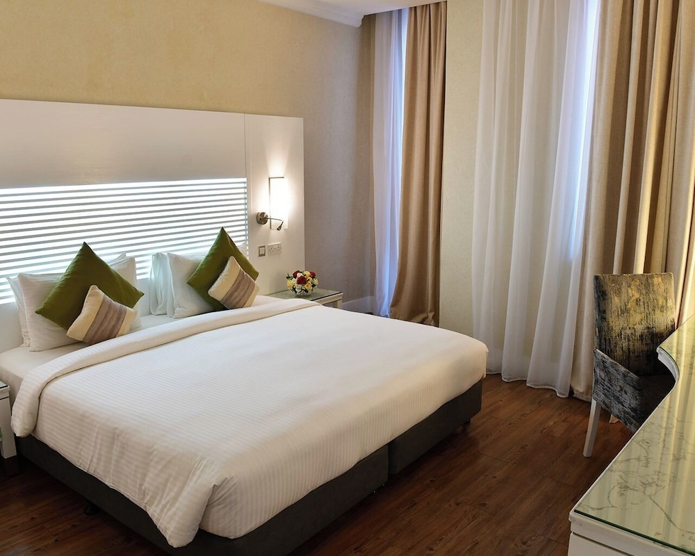 Holiday Villa Hotel and Residence City Centre Doha 8/50