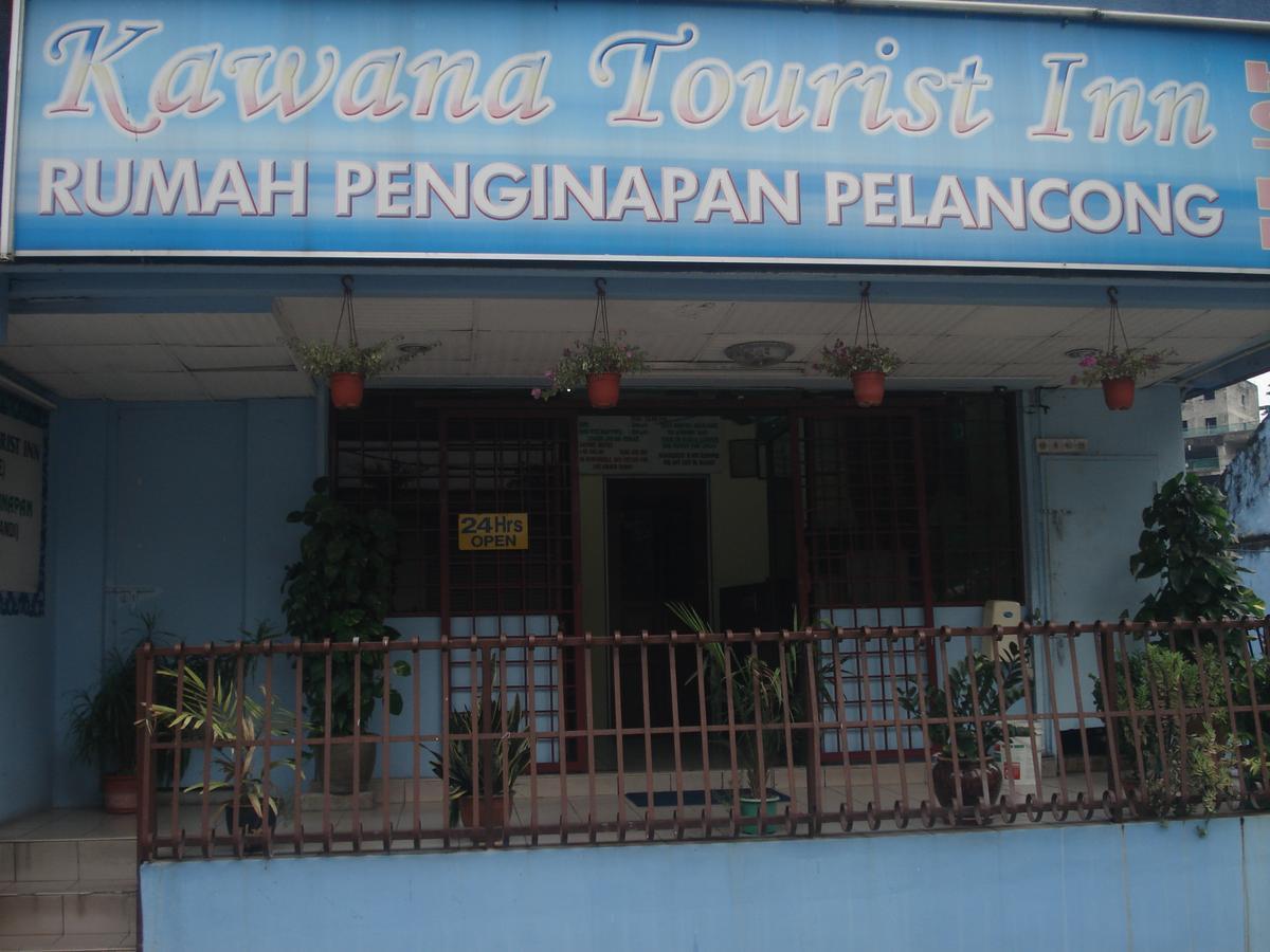 Kawana Tourist Inn 2/25