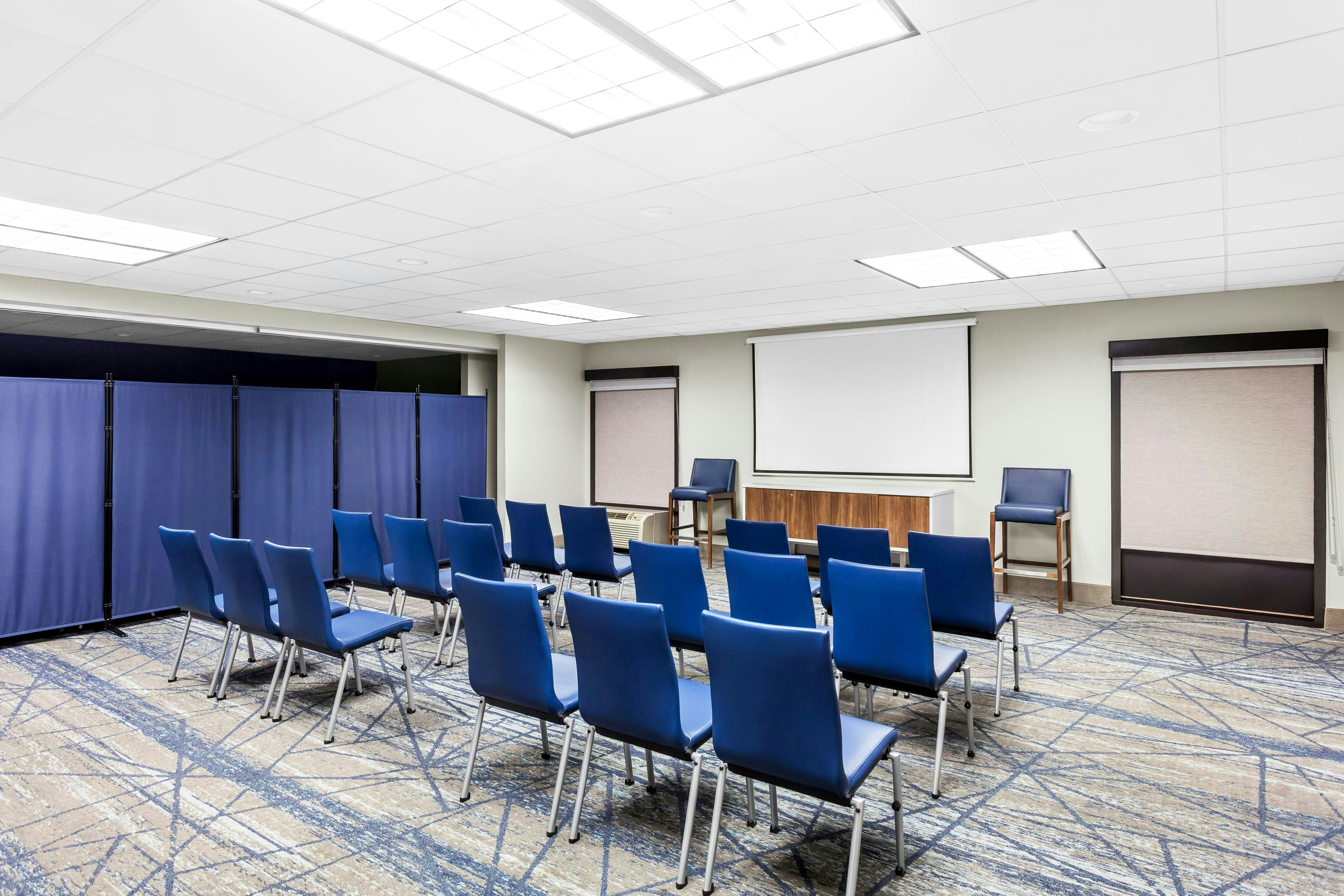 Holiday Inn Express Hotel And Suites Charleston Southridge 32/50