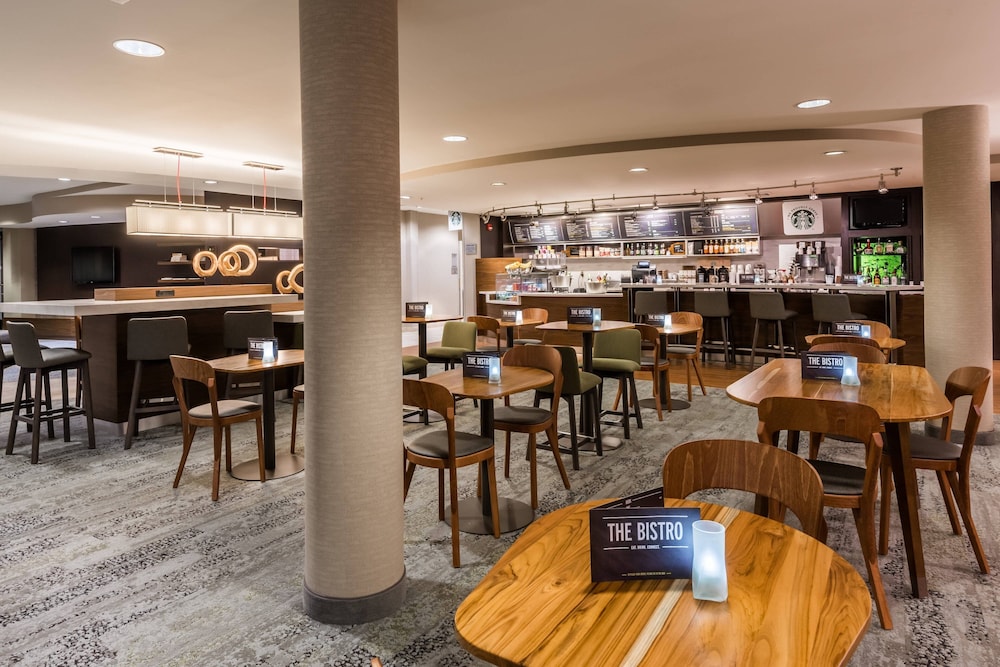 Courtyard By Marriott Providence Lincoln 30/50