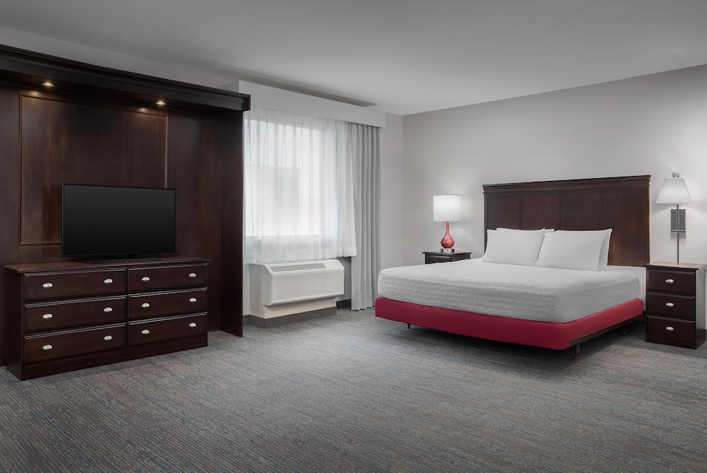 STUDIO, KING BED, ACCESSIBLE
