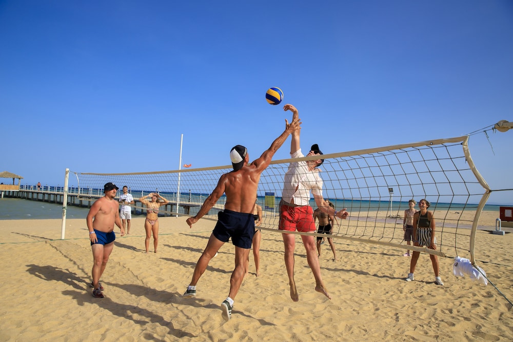 Amwaj Beach Club Abu Soma 25/50