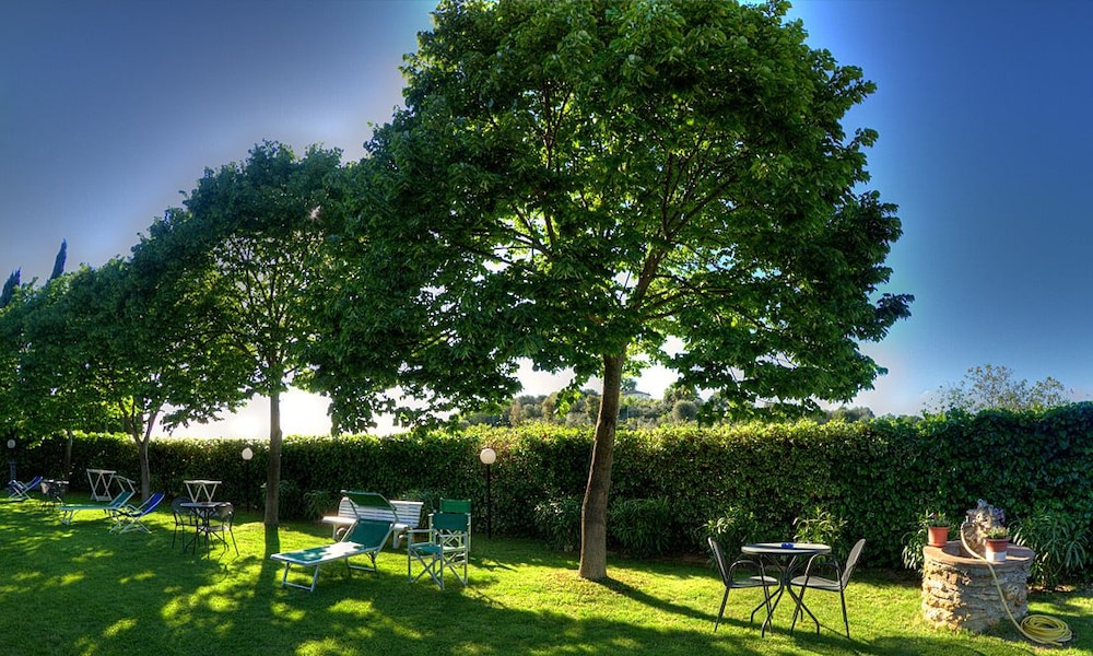 Agriturismo Poggio Del Drago 44/50