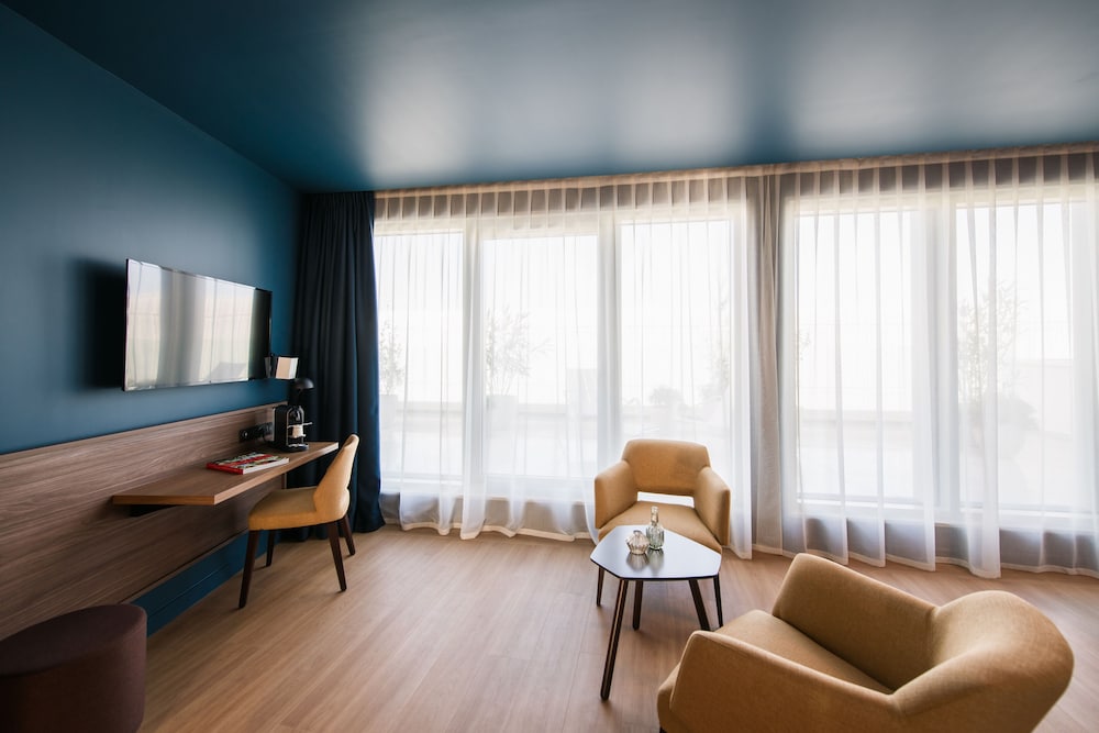 Hotel de la Cite 25/50