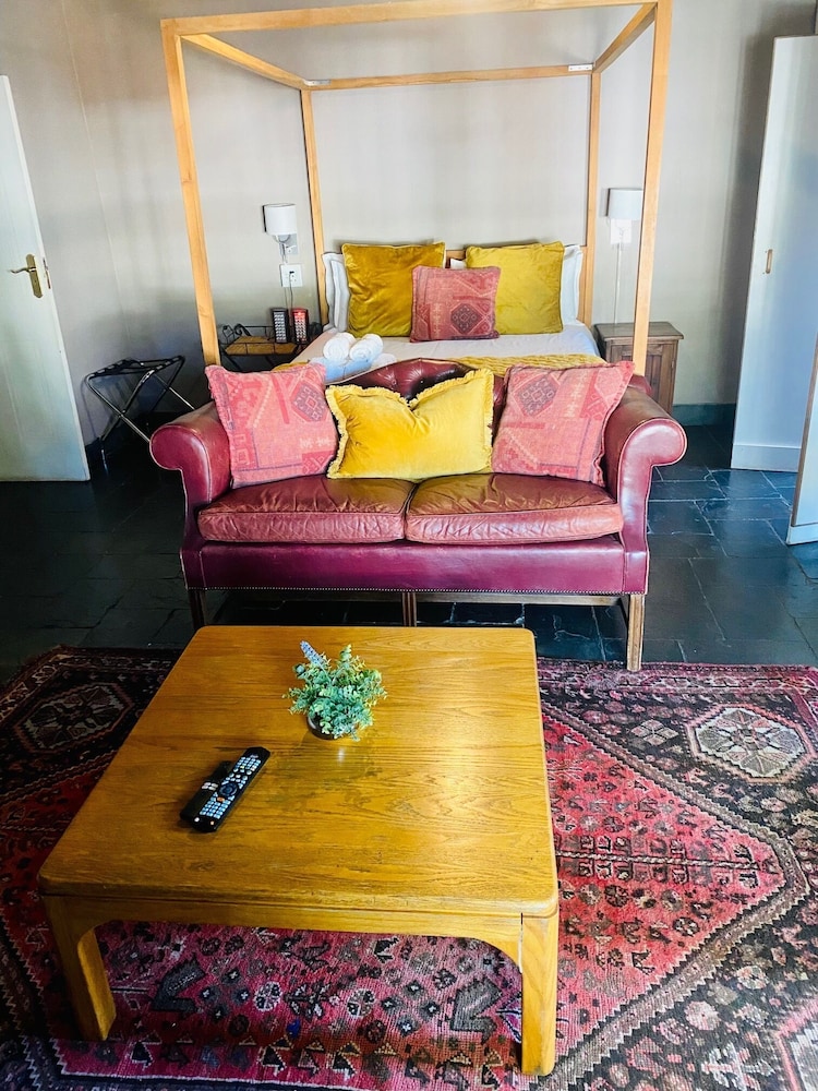 Boord Guesthouse 30/50