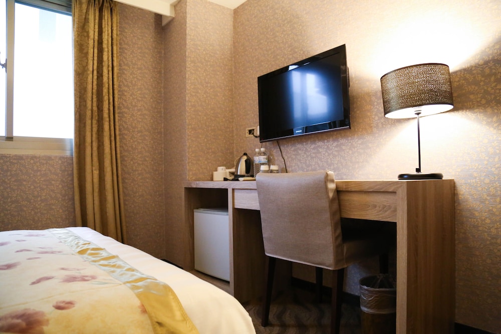 Unique Holiday Hotel 15/32