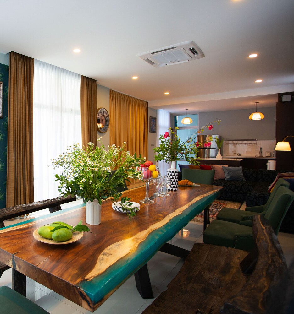 Nirvana Platinum Bbq Villa 7 Bedroom 36/50