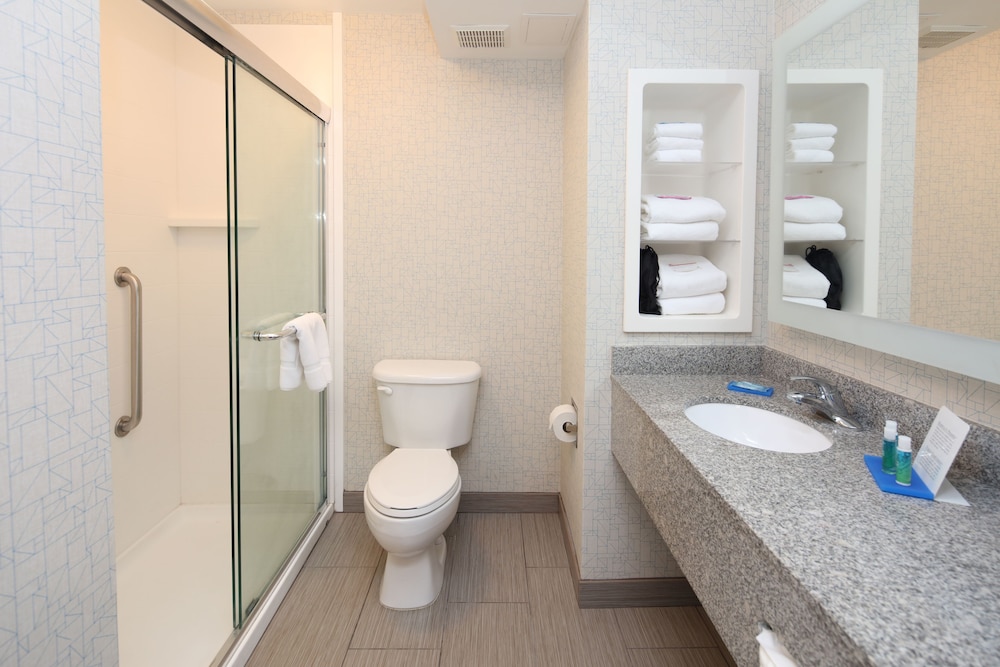 Holiday Inn Express Hotel Suites Cincinnati Se Newport 14/70