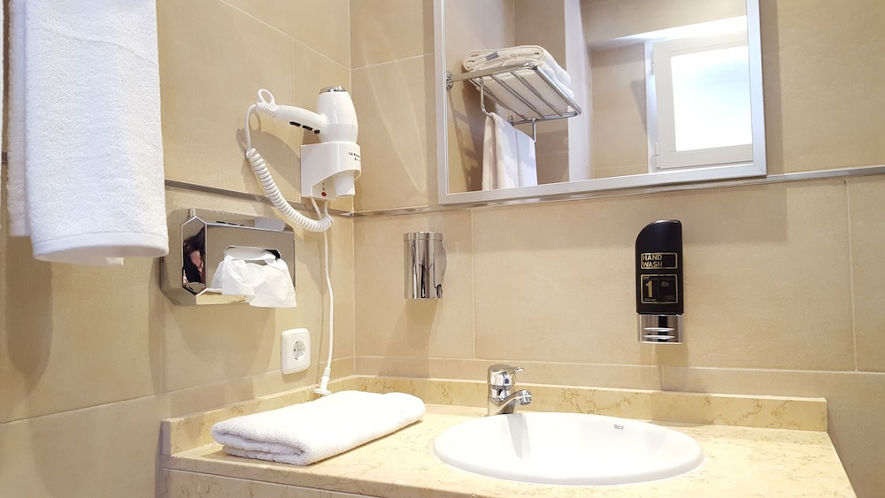 Hotel Creta Paguera 24/45