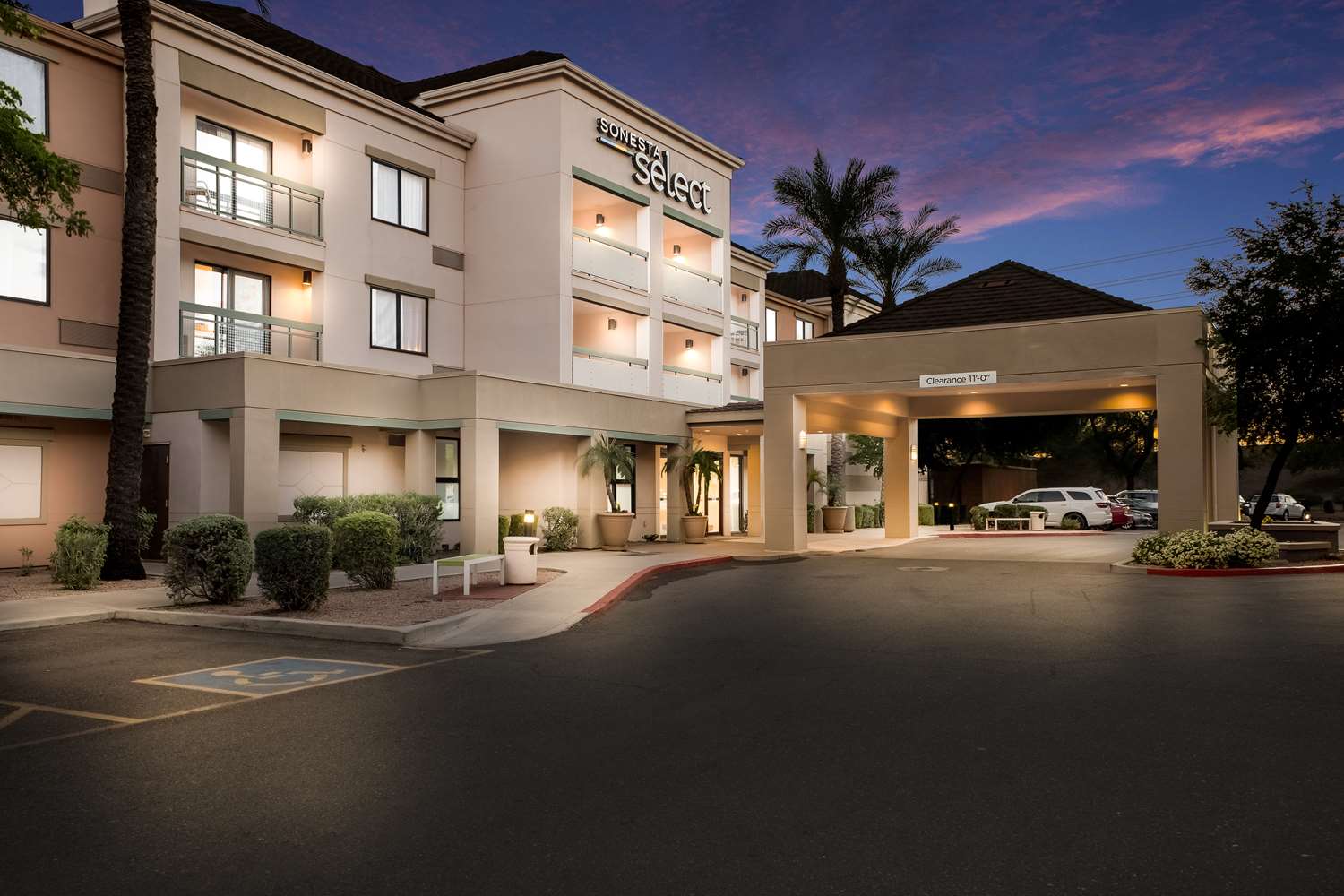 Sonesta Select Phoenix Chandler 6/51