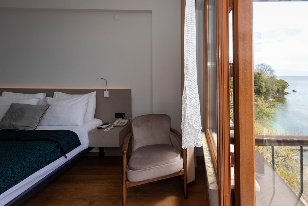 SINOP ANTIK OTEL 14/44