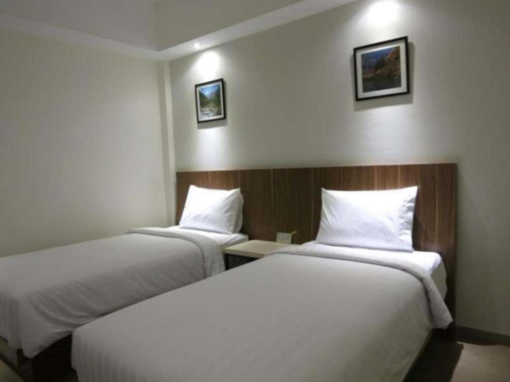 Hart Hotel 20/39