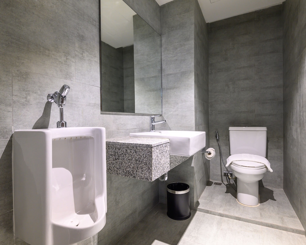 IWISH Hotel Bangkok 60/62
