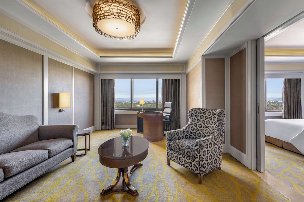 Dusit Thani Manila 42/72