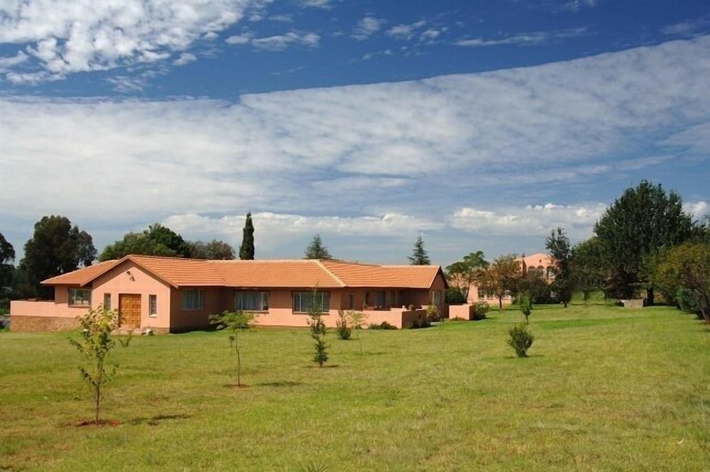 Gateway Guest House 18/27